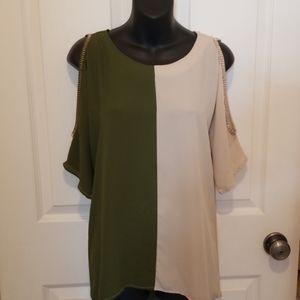 Two-Tone Top, Sparkling Details